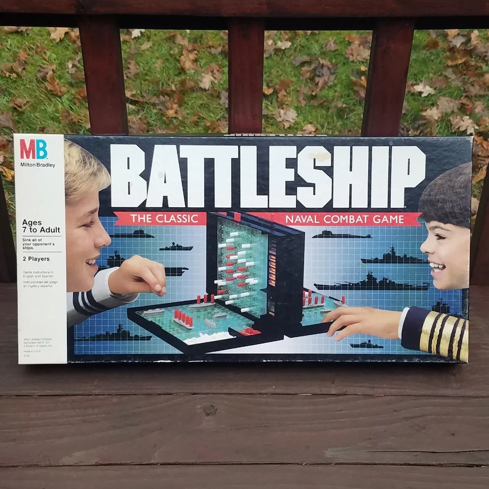 1990 BATTLESHIP Board Game